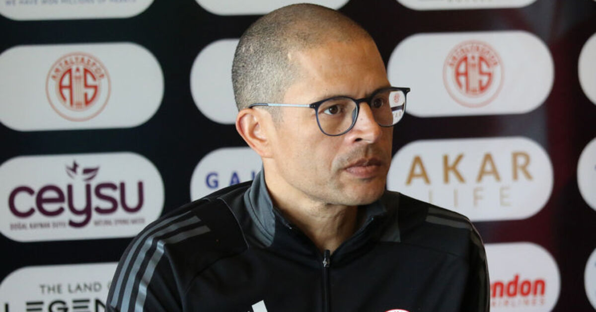 Alex de Souza’dan istifa açıklaması!